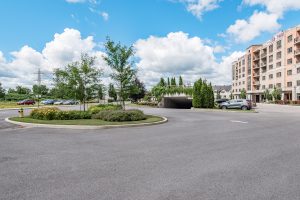 Alavida Lifestyles - Ravines - Parking lot