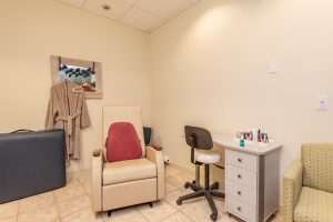 Alavida Lifestyles - Promenade - Salon