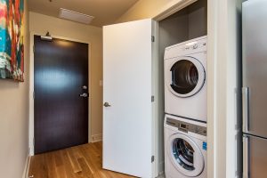 Alavida Lifestyles - Ravines - Washer & Dryer