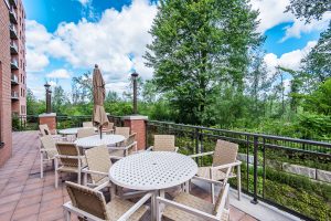 Alavida Lifestyles - Ravines - Outdoor Patio