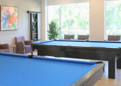 Pool table - Seniors’ Suites & Retirement Residence Promenade