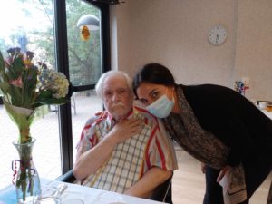 memory care patient and nurse